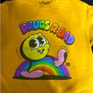 Drugs r bad t - shirt
